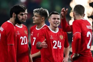 Соболев, Захарян и Батраков вошли в расширенную заявку сборной России
